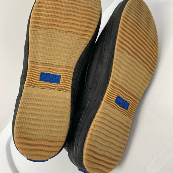 Keds women’s size 9, Black and Blue Shoes - Picture 9 of 9